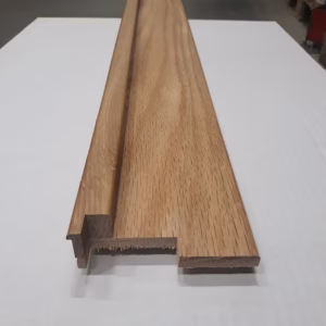 Badrumströskel 26x92x830 Ek Lackad