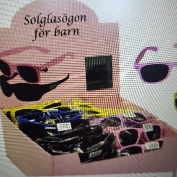 Solglasögon barn sort.